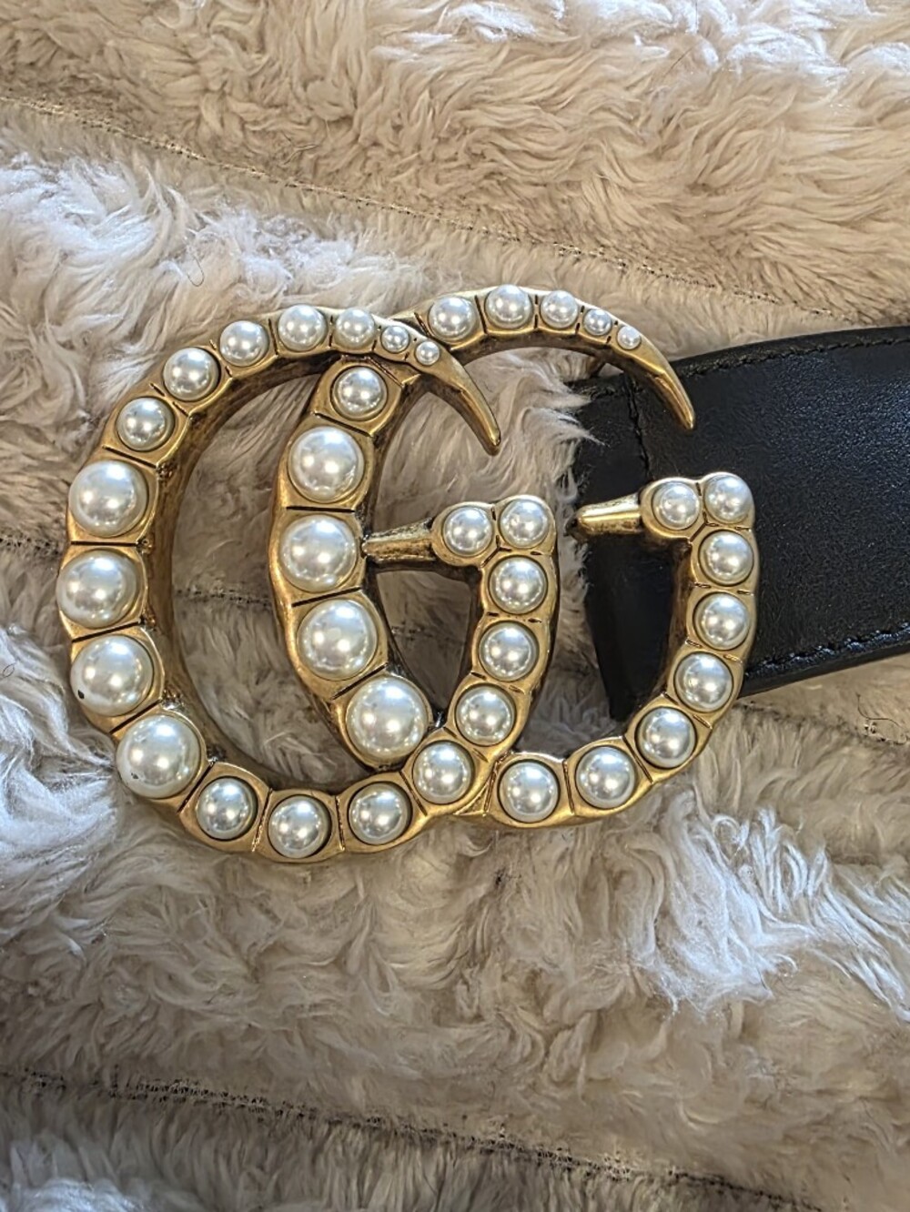 Authentic Gucci Black Leather Belt with Pearl-Embellished Gold Double G Buckle - Picture 3 of 8